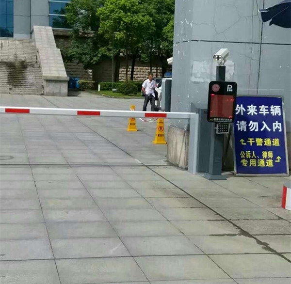 铜陵车牌识别系统11